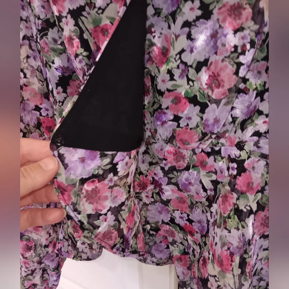Astr the Label Black Lilac Floral Peplum Wrap Blouse.  Size XS.